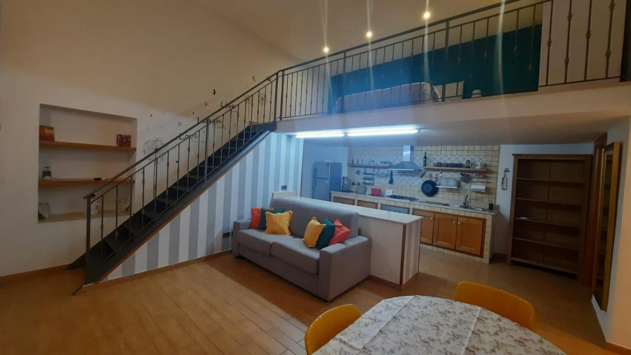 White Home Quartieri Spagnoli 那不勒斯 外观 照片