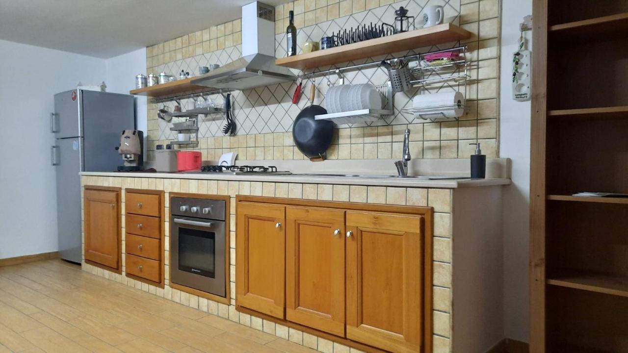White Home Quartieri Spagnoli 那不勒斯 外观 照片