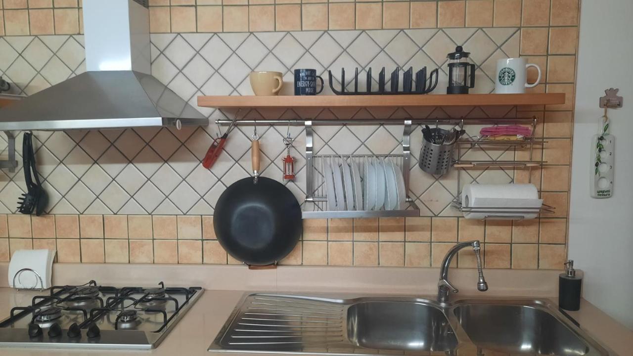 White Home Quartieri Spagnoli 那不勒斯 外观 照片