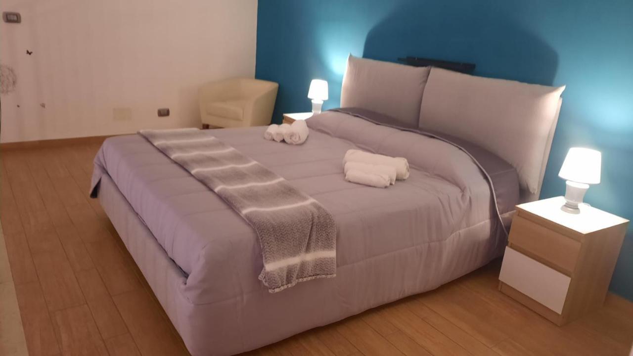 White Home Quartieri Spagnoli 那不勒斯 外观 照片
