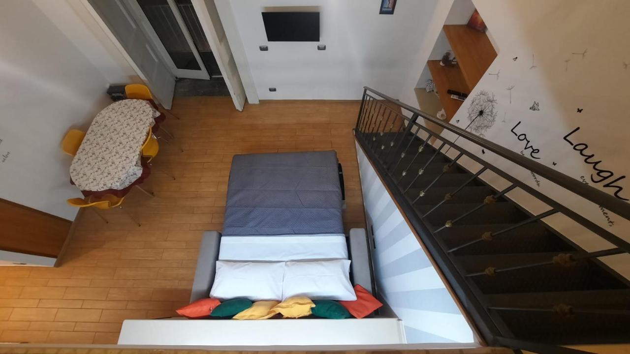 White Home Quartieri Spagnoli 那不勒斯 外观 照片