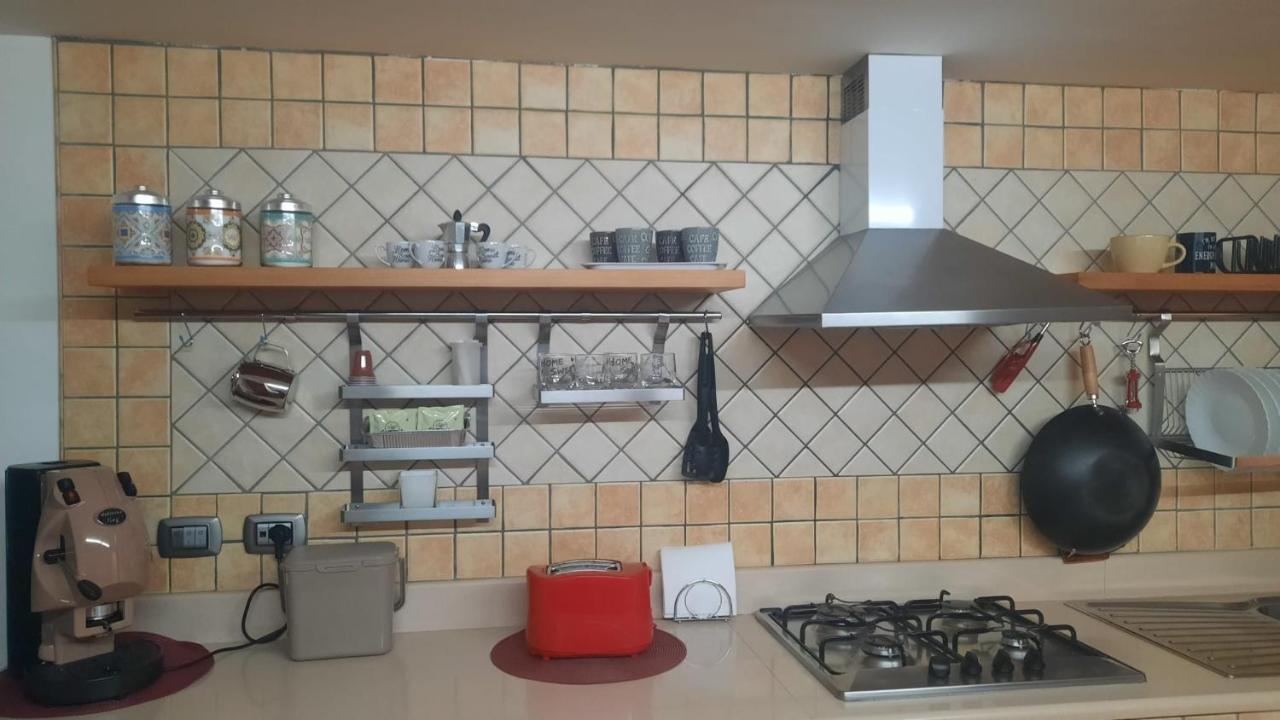 White Home Quartieri Spagnoli 那不勒斯 外观 照片