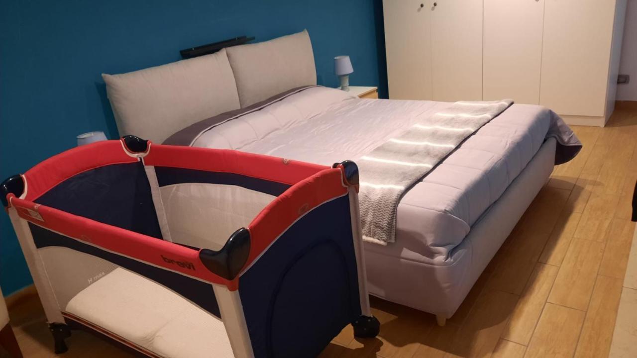 White Home Quartieri Spagnoli 那不勒斯 外观 照片