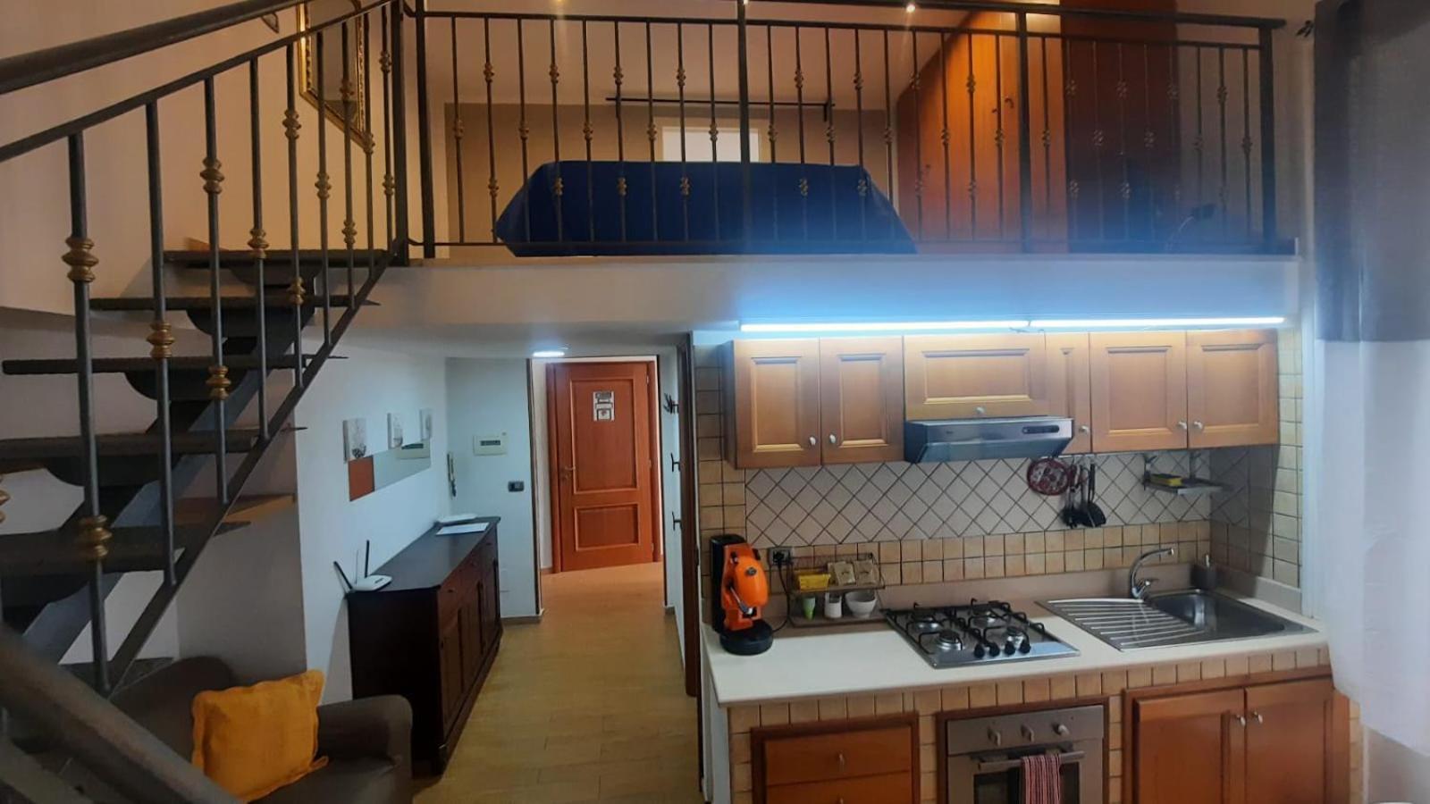 White Home Quartieri Spagnoli 那不勒斯 外观 照片