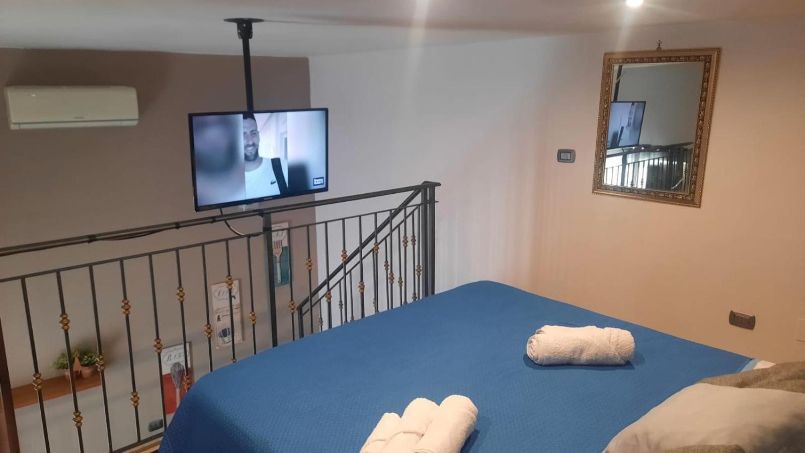 White Home Quartieri Spagnoli 那不勒斯 外观 照片